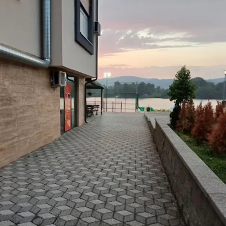 Prenociste Silver Lux Srebrno Jezero 11 *