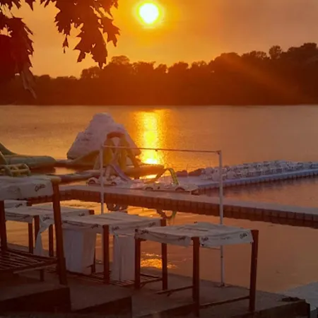 Prenociste Silver Lux Srebrno Jezero 11 * Veliko Gradiste