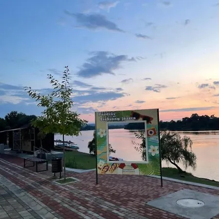 Prenociste Silver Lux Srebrno Jezero 11 *