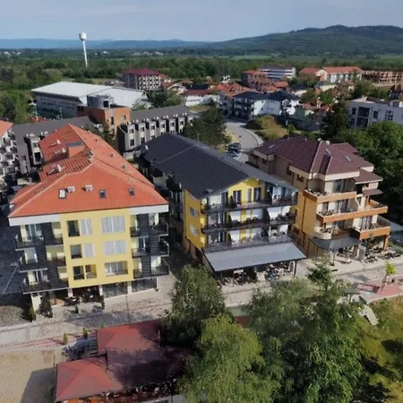 Prenociste Silver Lux Srebrno Jezero 11 Veliko Gradiste