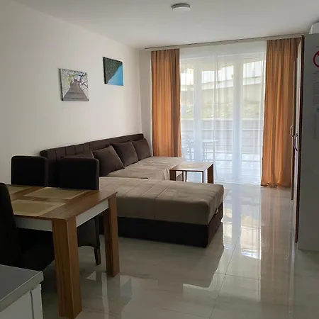 Prenociste Silver Lux Srebrno Jezero 11 Veliko Gradiste
