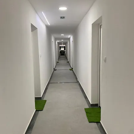 Prenociste Silver Lux Srebrno Jezero 11 *